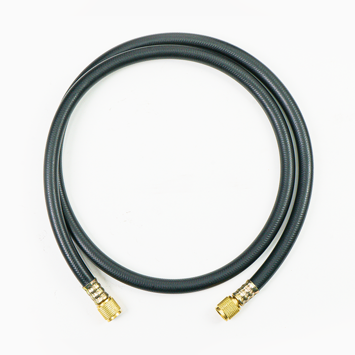 Manguera de vacío Elitech H-V15 para climatización, accesorios 3/8" x 3/8"Manguera de vacío de carga de alta resistencia, presión de trabajo: 600 psi, presión de rotura: 3000 psi, 1,5 m, negra, para refrigerantes R134a, R404a, R22 y refrigerantes comunes.